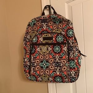 Vera Bradley Large Backpack! Excellent condition.